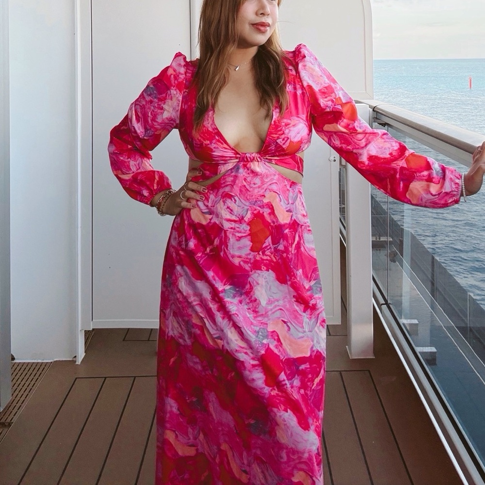 Elegant Pink Patterned Maxi Dress